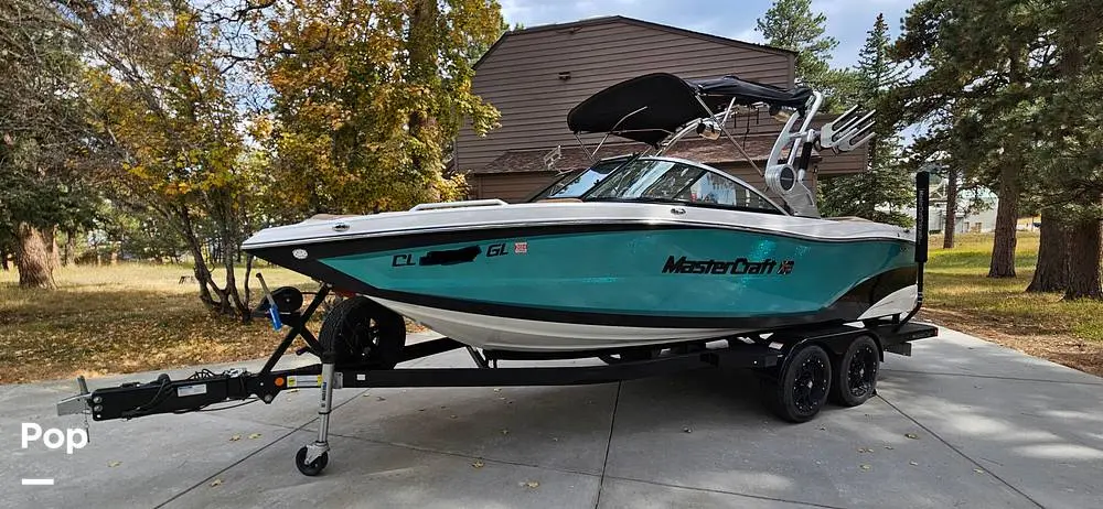 2020 Mastercraft xt 22