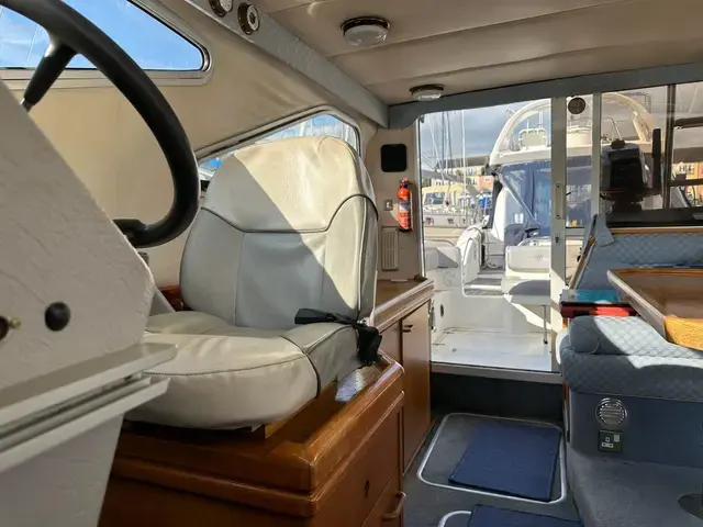 Sealine 310 Statesman