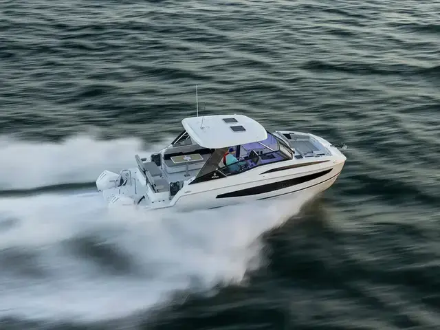 Aquila 32 Sport