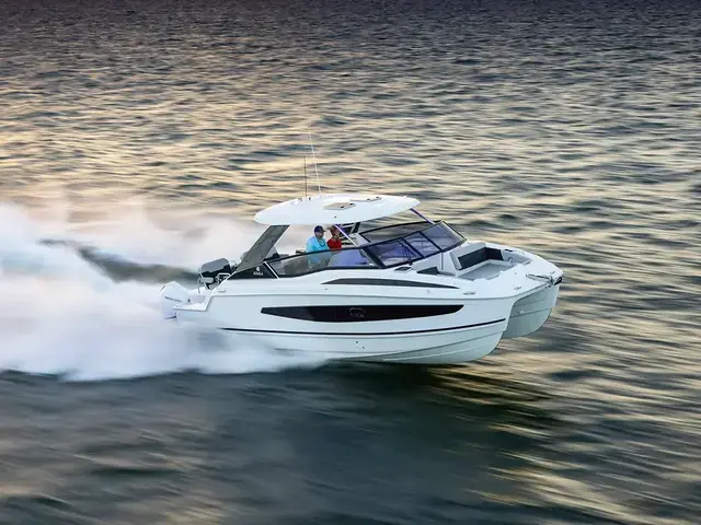 Aquila 32 Sport