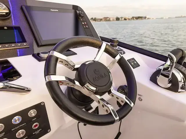 Aquila 32 Sport