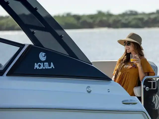 Aquila 32 Sport