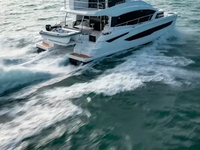 Aquila 54 Yacht