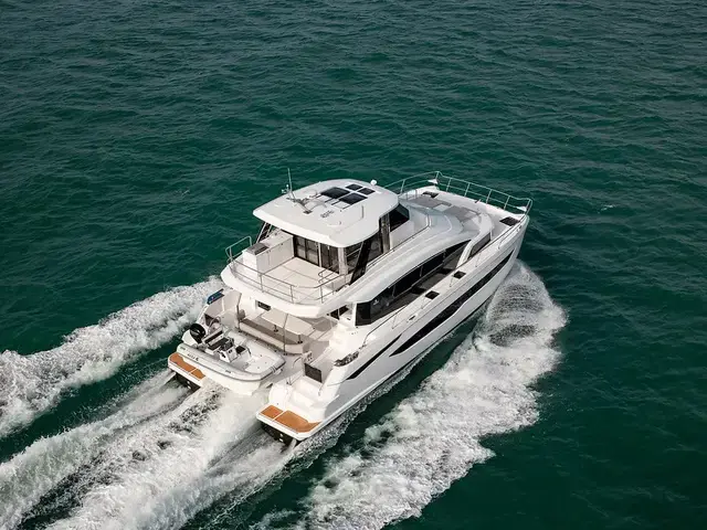 Aquila 54 Yacht