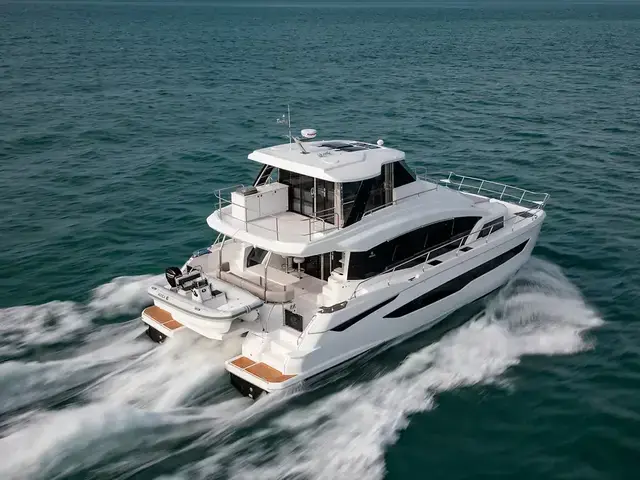 Aquila 54 Yacht