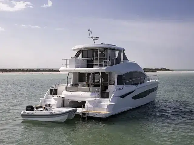 Aquila 54 Yacht