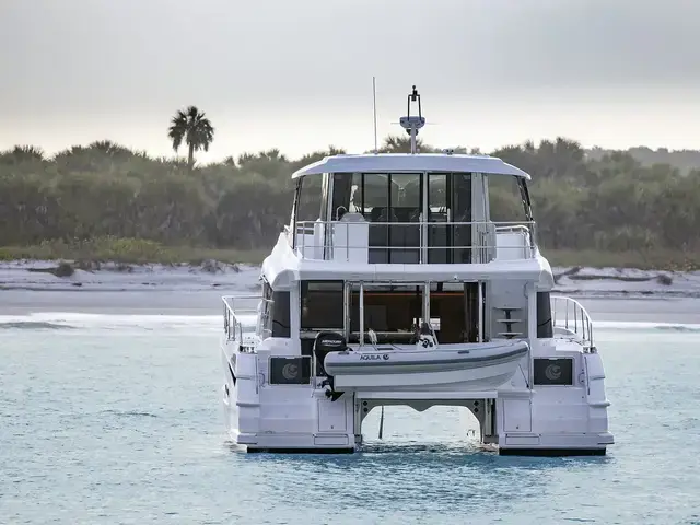 Aquila 54 Yacht