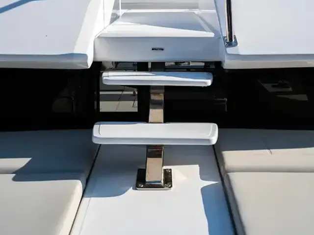 Aquila 54 Yacht