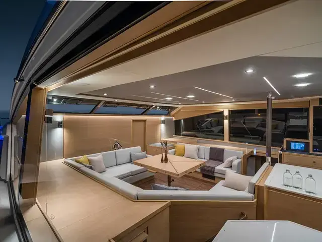 Aquila 54 Yacht