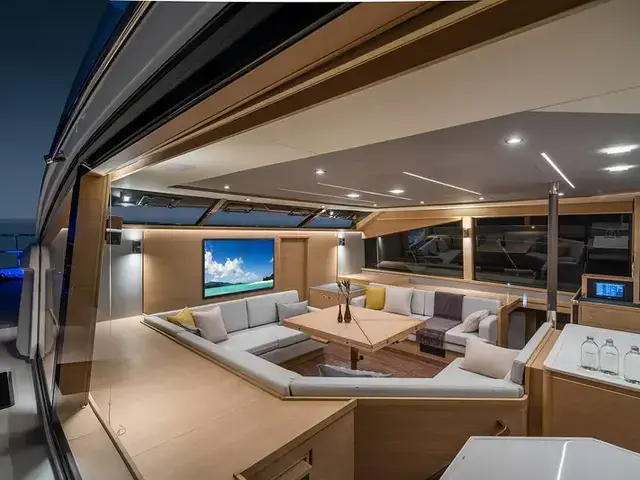 Aquila 54 Yacht