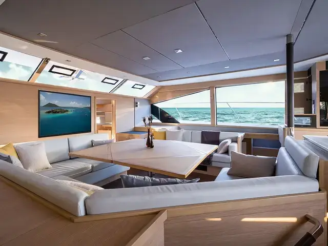 Aquila 54 Yacht