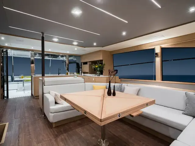 Aquila 54 Yacht