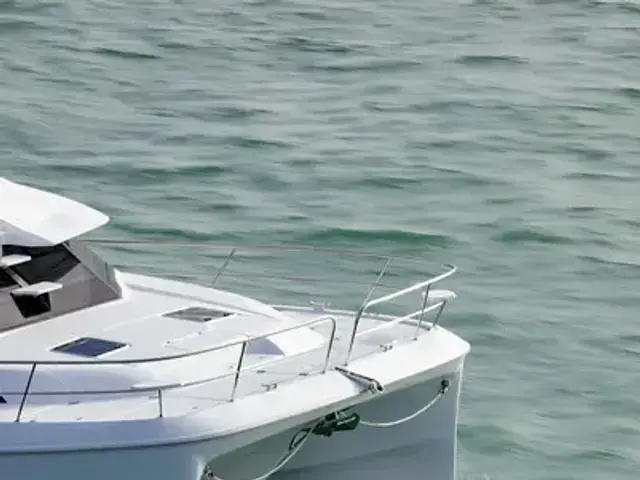 Aquila 44 Yacht