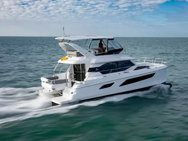 Aquila 44 Yacht