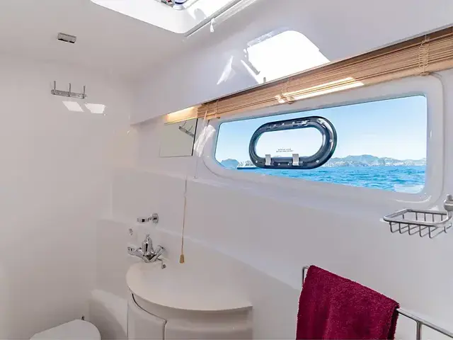 Aquila 44 Yacht