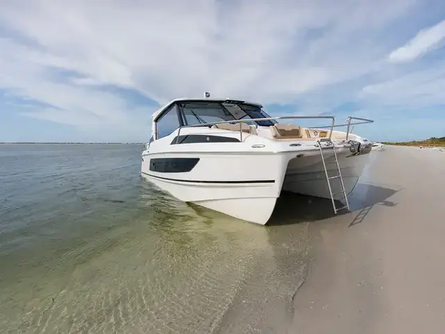 Aquila 36 Sport