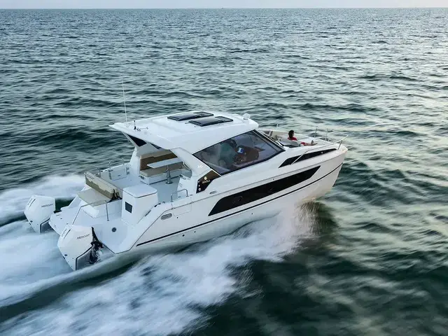 Aquila 36 Sport