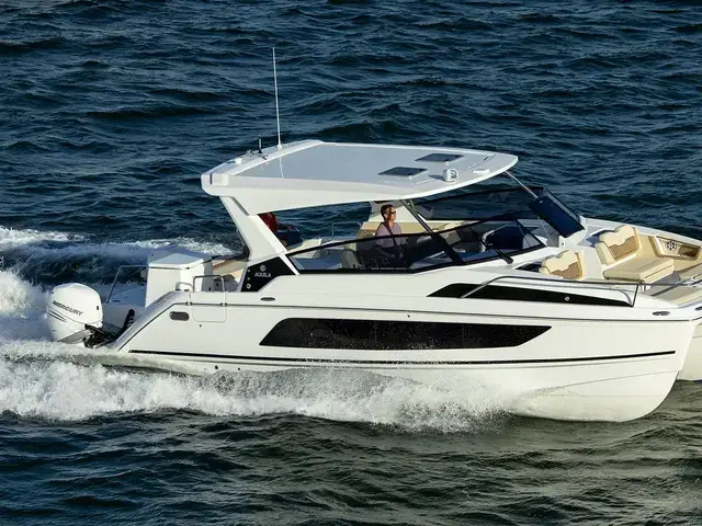 Aquila 36 Sport