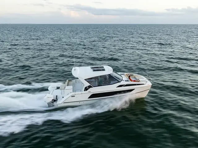 Aquila 36 Sport