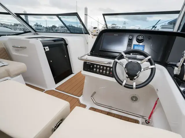 Aquila 36 Sport