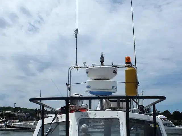 Offshore 105 Fishing Boat