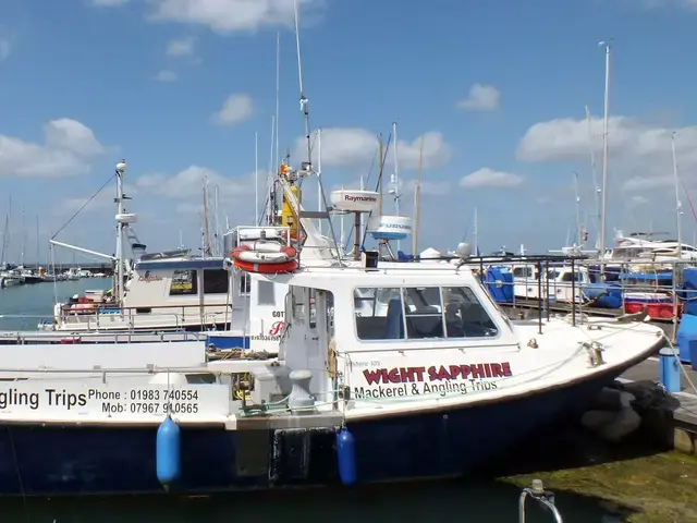 Offshore 105 Fishing Boat