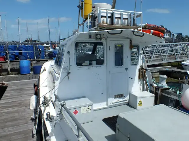 Offshore 105 Fishing Boat