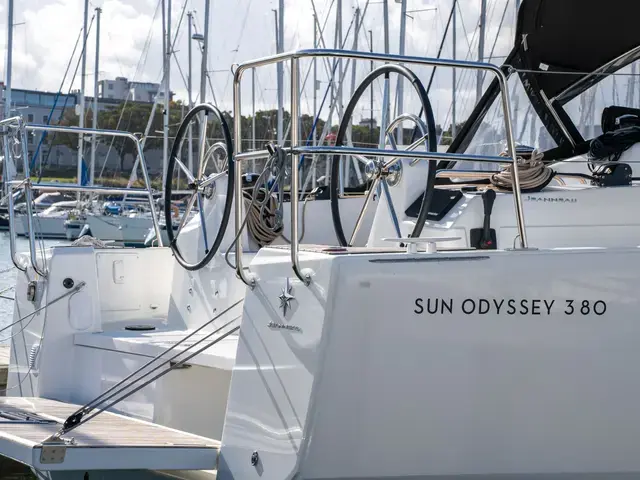 Jeanneau Sun Odyssey 380