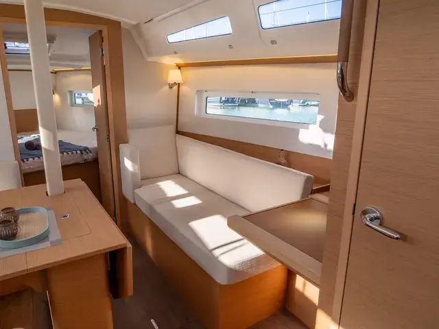 Jeanneau Sun Odyssey 380