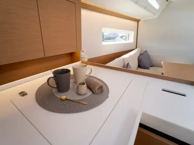 Jeanneau Sun Odyssey 380