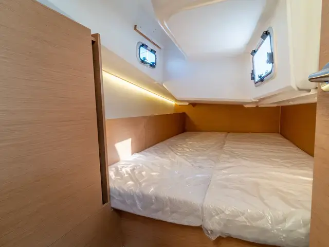 Jeanneau Sun Odyssey 380