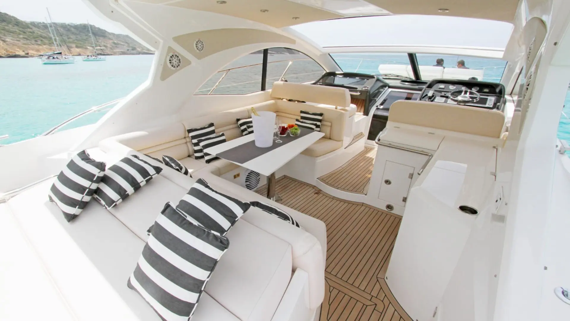 2011 Sunseeker portofino 48