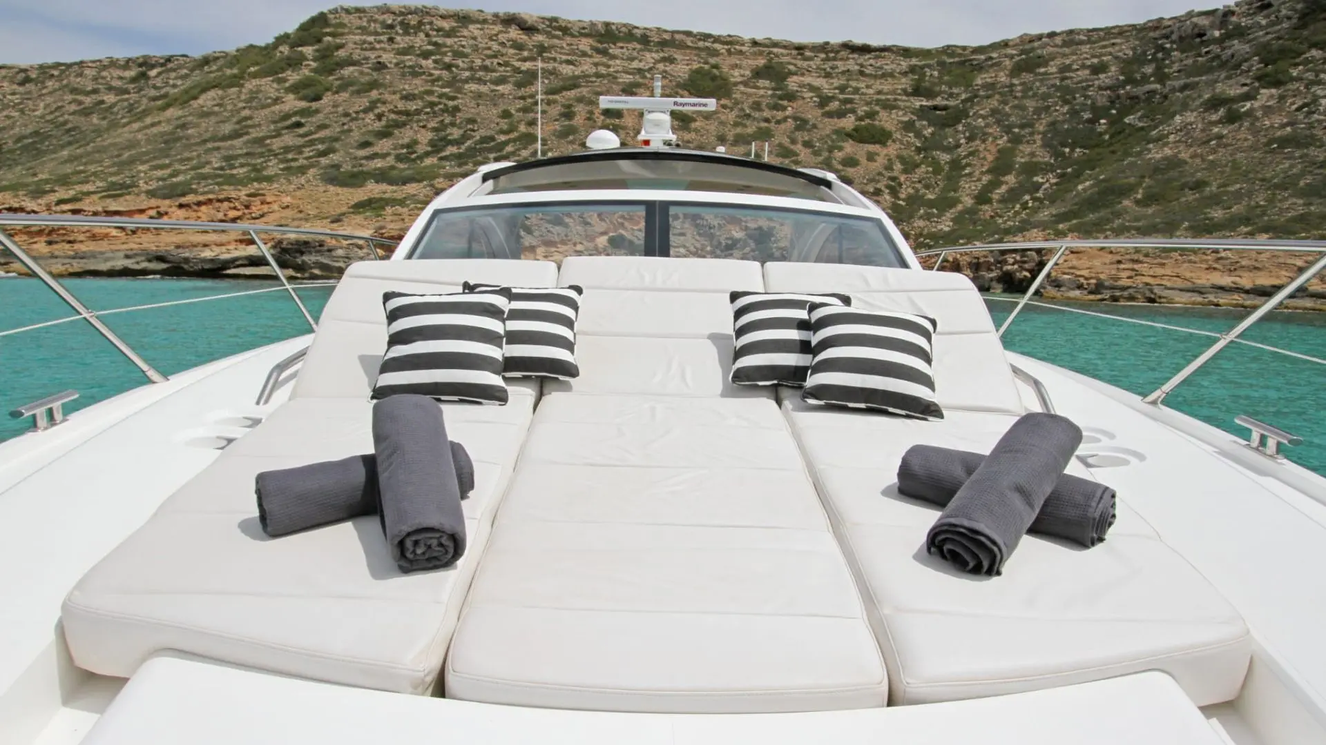 2011 Sunseeker portofino 48