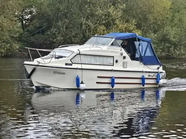 Shetland Saxon Day Cruiser - Boat