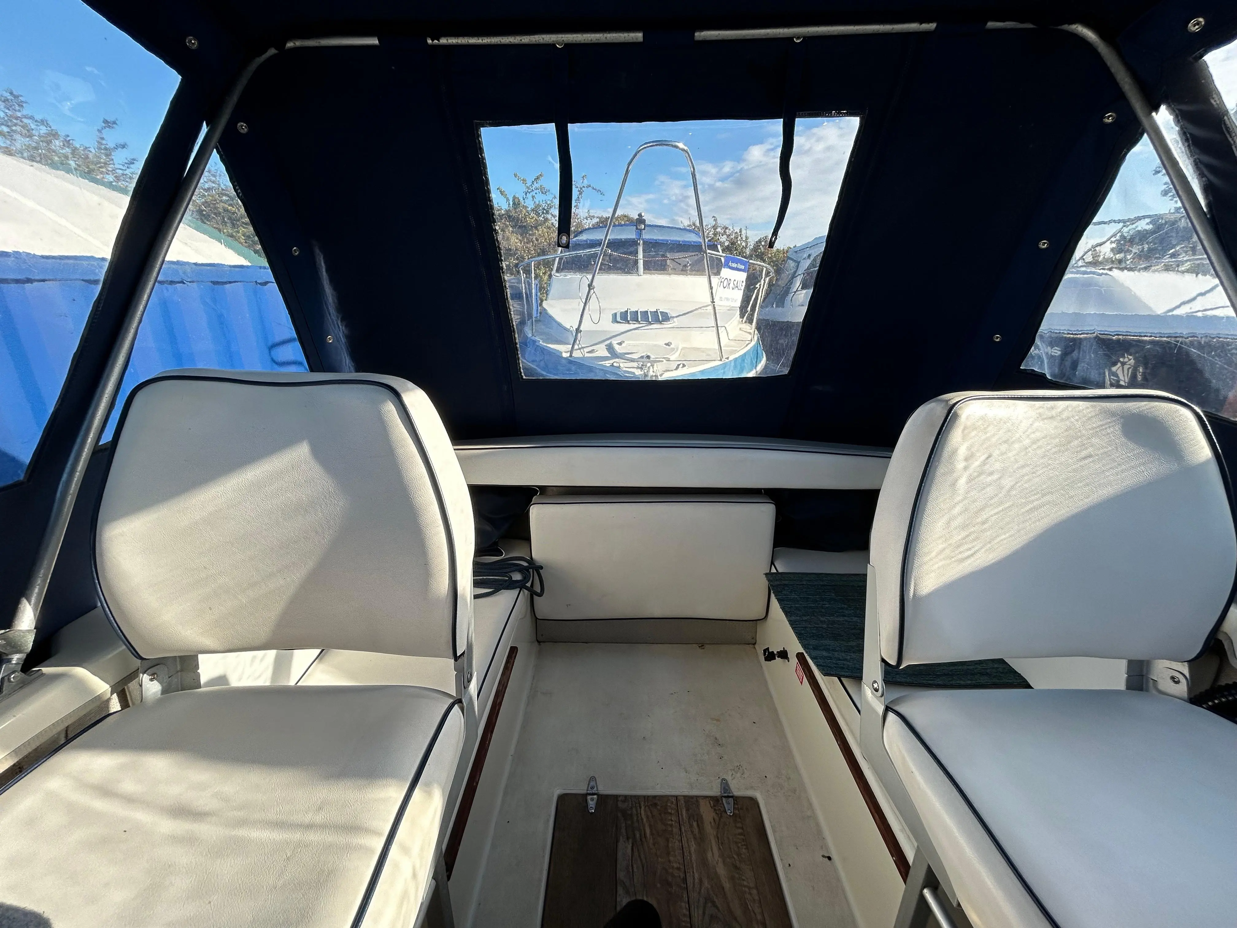 1989 Honda saxon day cruiser - boat