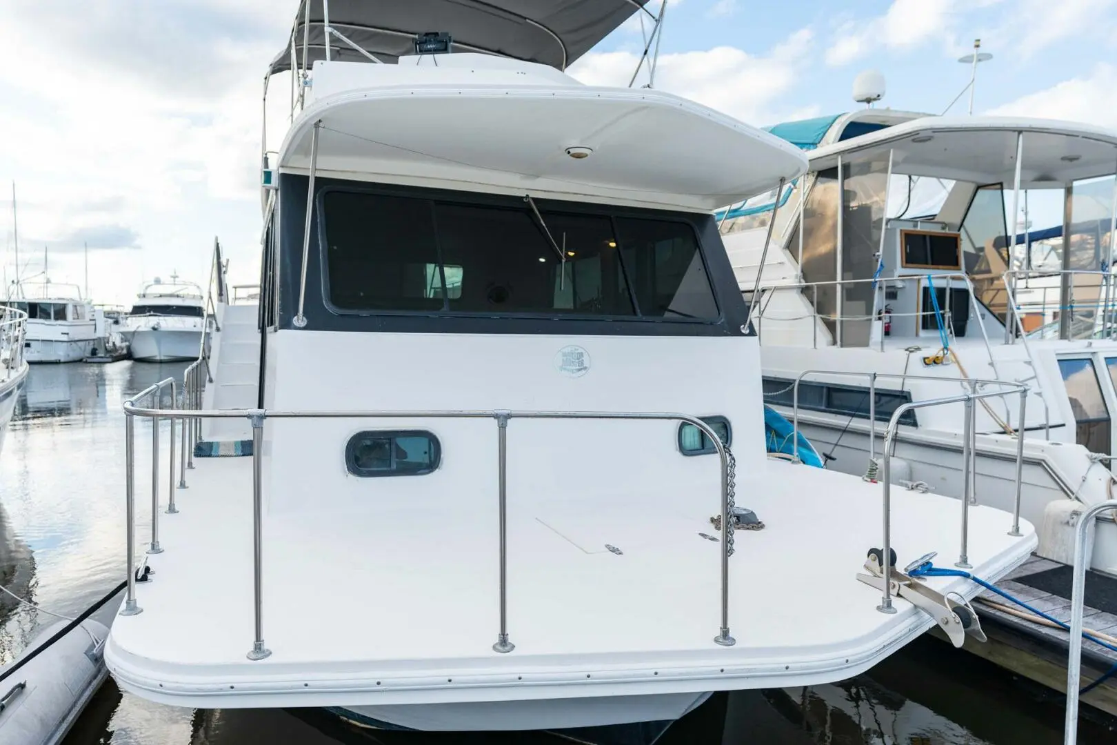 2001 Harbor Master 520 coastal