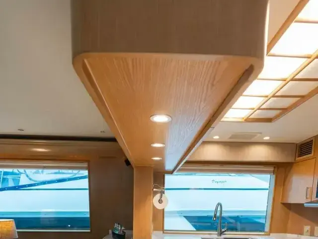 Hatteras Sport Deck Motor Yacht