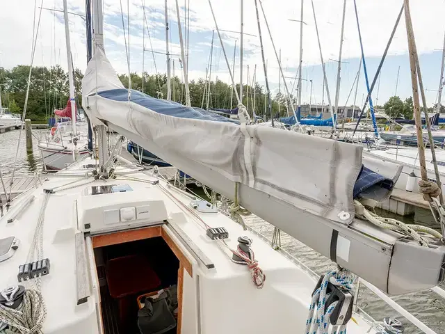 Hanse 341