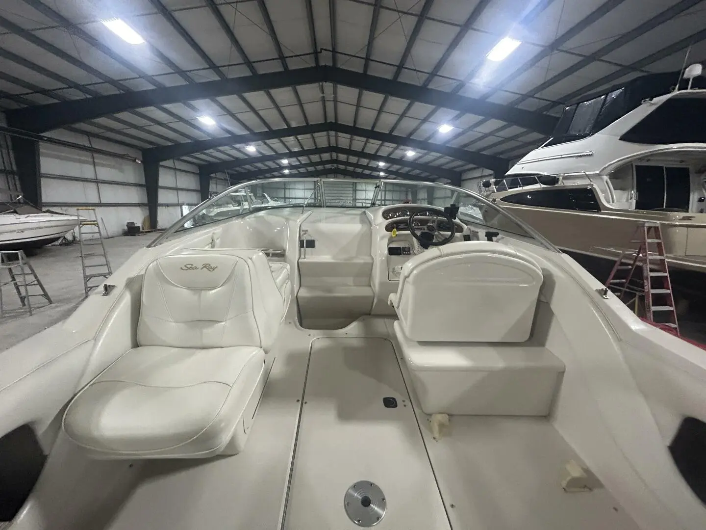 2000 Sea Ray 245 weekender