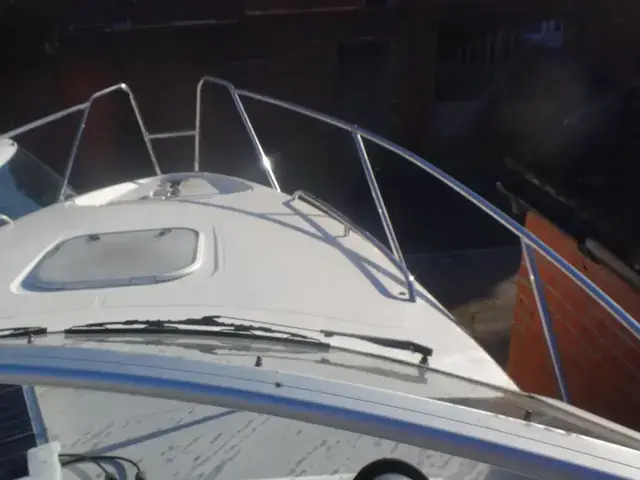 Sealine 260