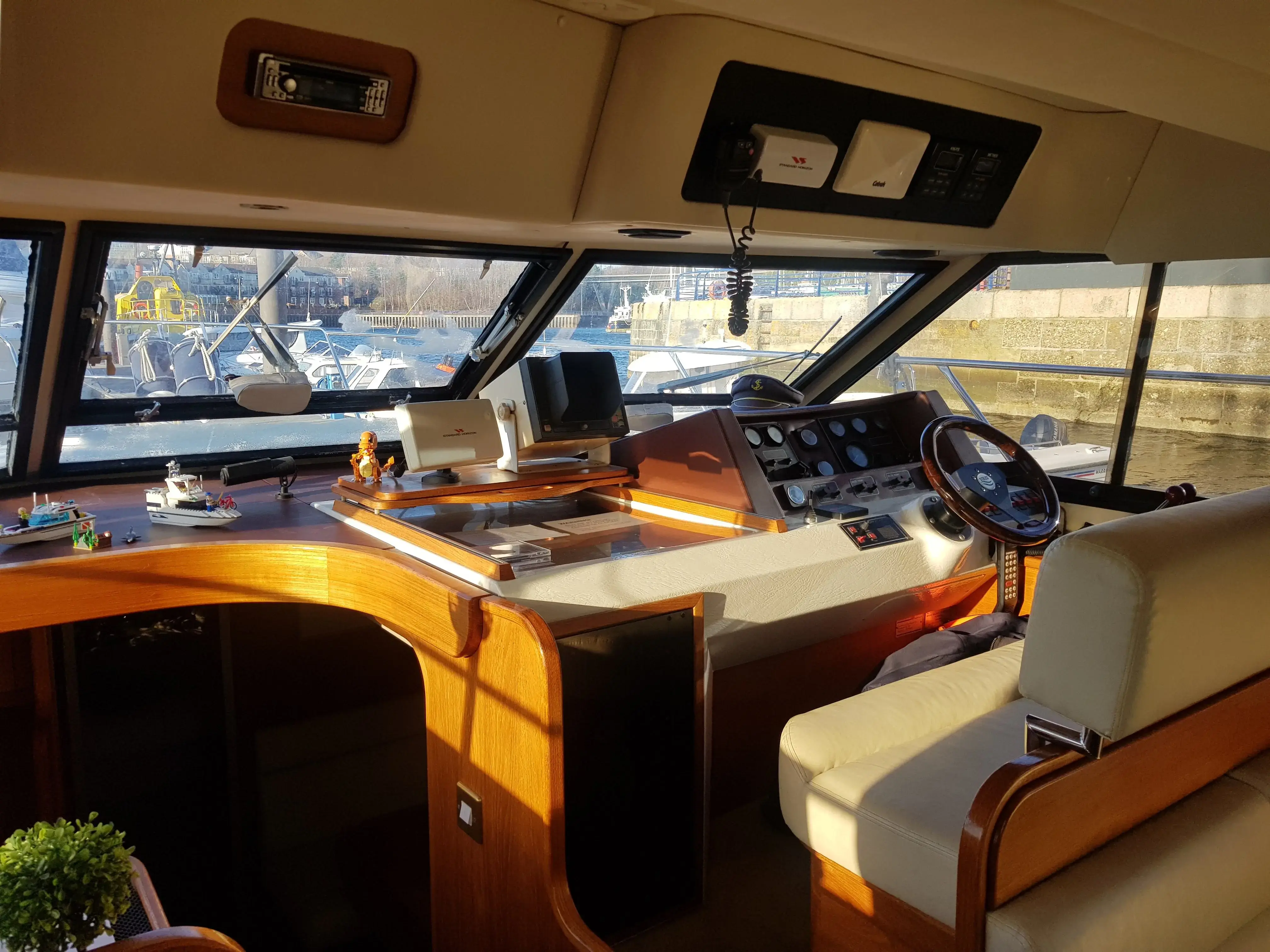 1989 Princess 435