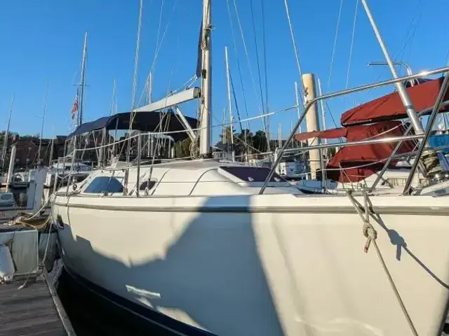 Catalina 33