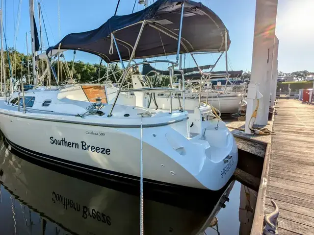 Catalina 33