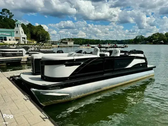 Godfrey Pontoon Monaco 235 SB