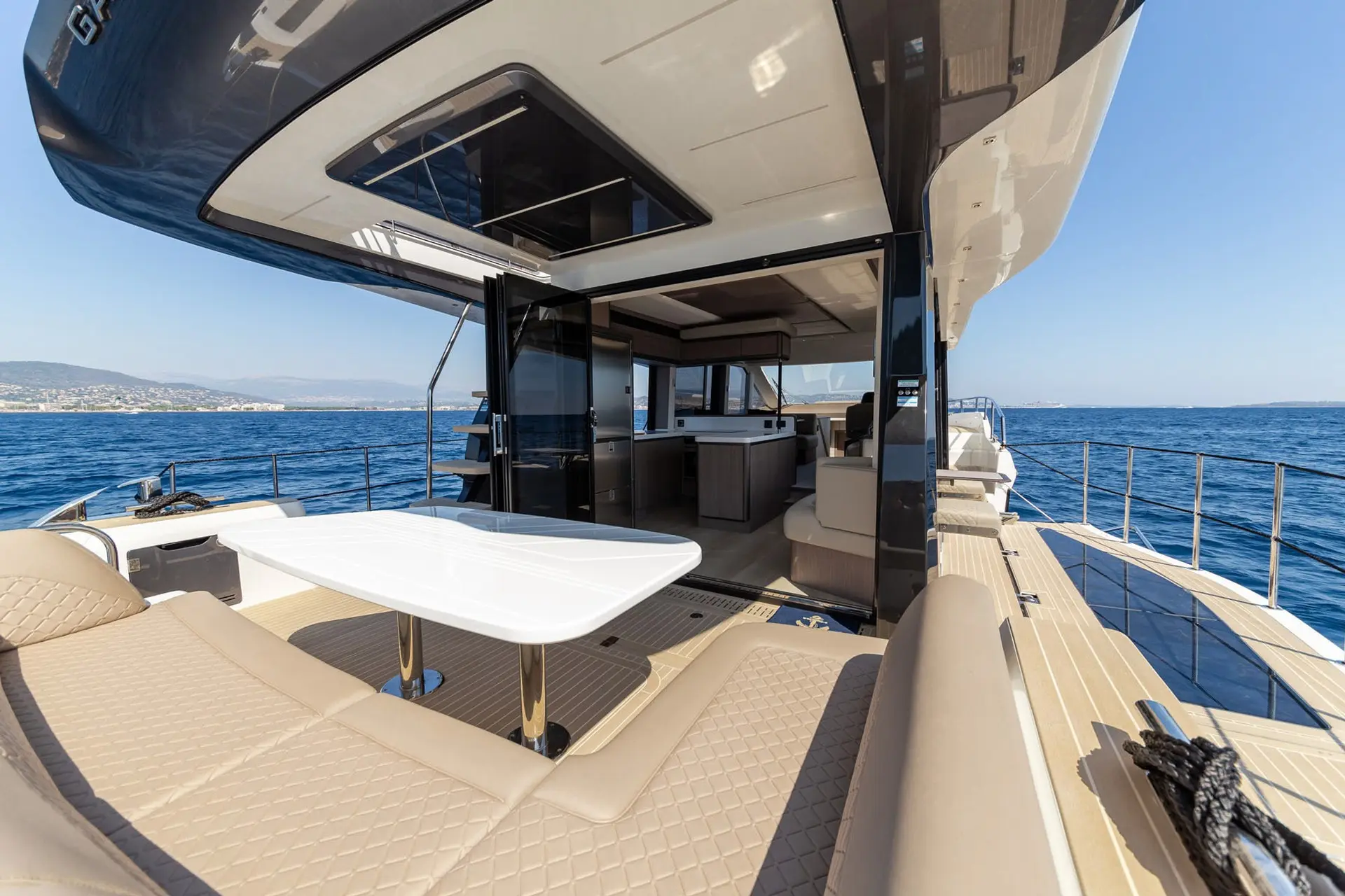 2024 Galeon 560 fly