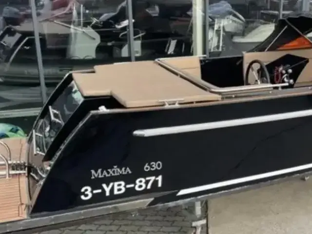 Maxima boats 630