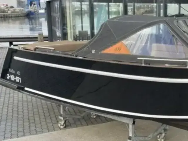 Maxima boats 630