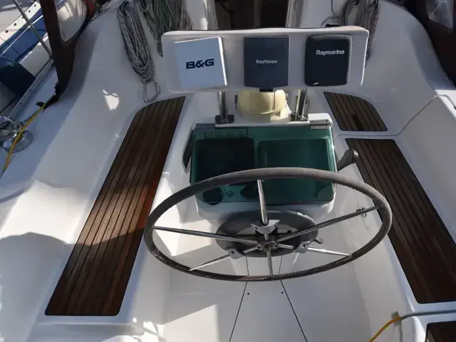 Beneteau Oceanis Clipper 311