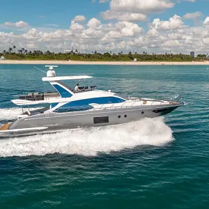 2018 Azimut 66 Fly