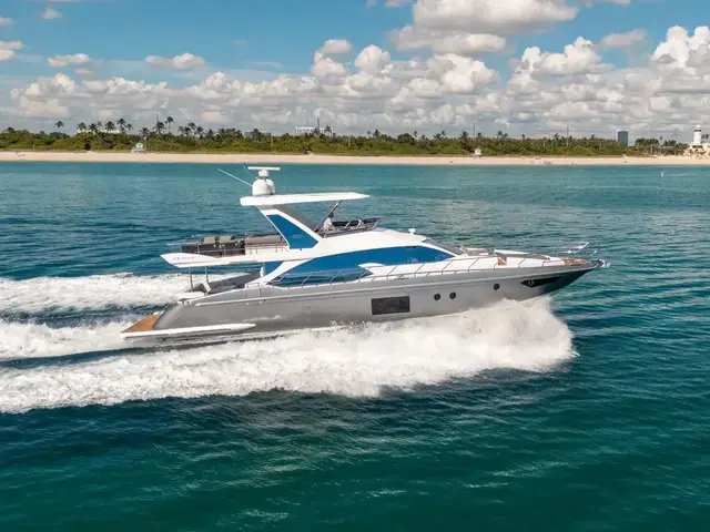 Azimut 66 Fly